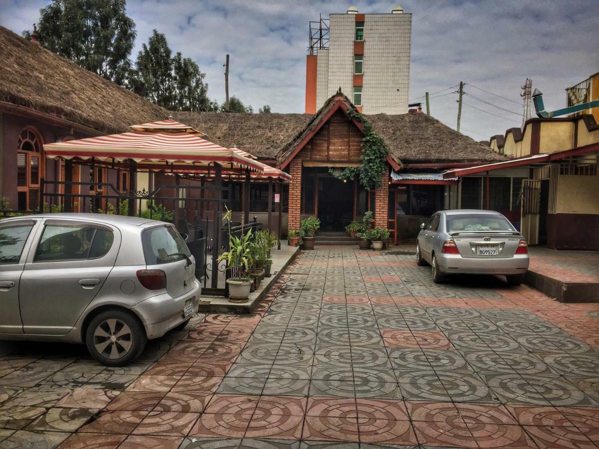 Top Ten Hotel Addis Ababa Exterior foto